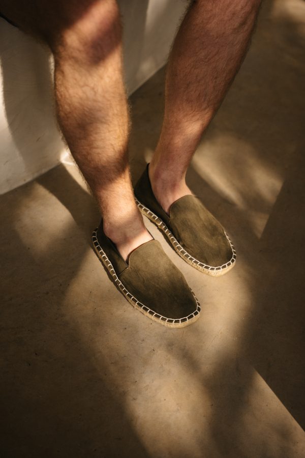Mateo Olive - Image 2
